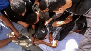 4 شهداء من منتظري المساعدات برصاص قوات الاحتلال شمال قطاع غزة